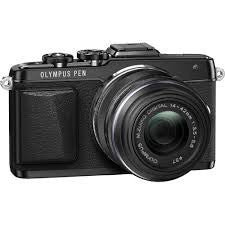 Olympus Pen Lite E-PL7 with 14-42 EZ Black