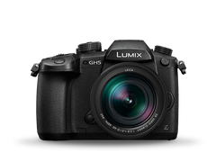  Panasonic  GH5 Digital Camera & Leica 12-60mm f/2.8-4 Lens