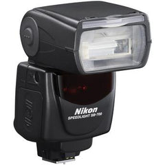  Nikon SB-700 Speedlight Flash